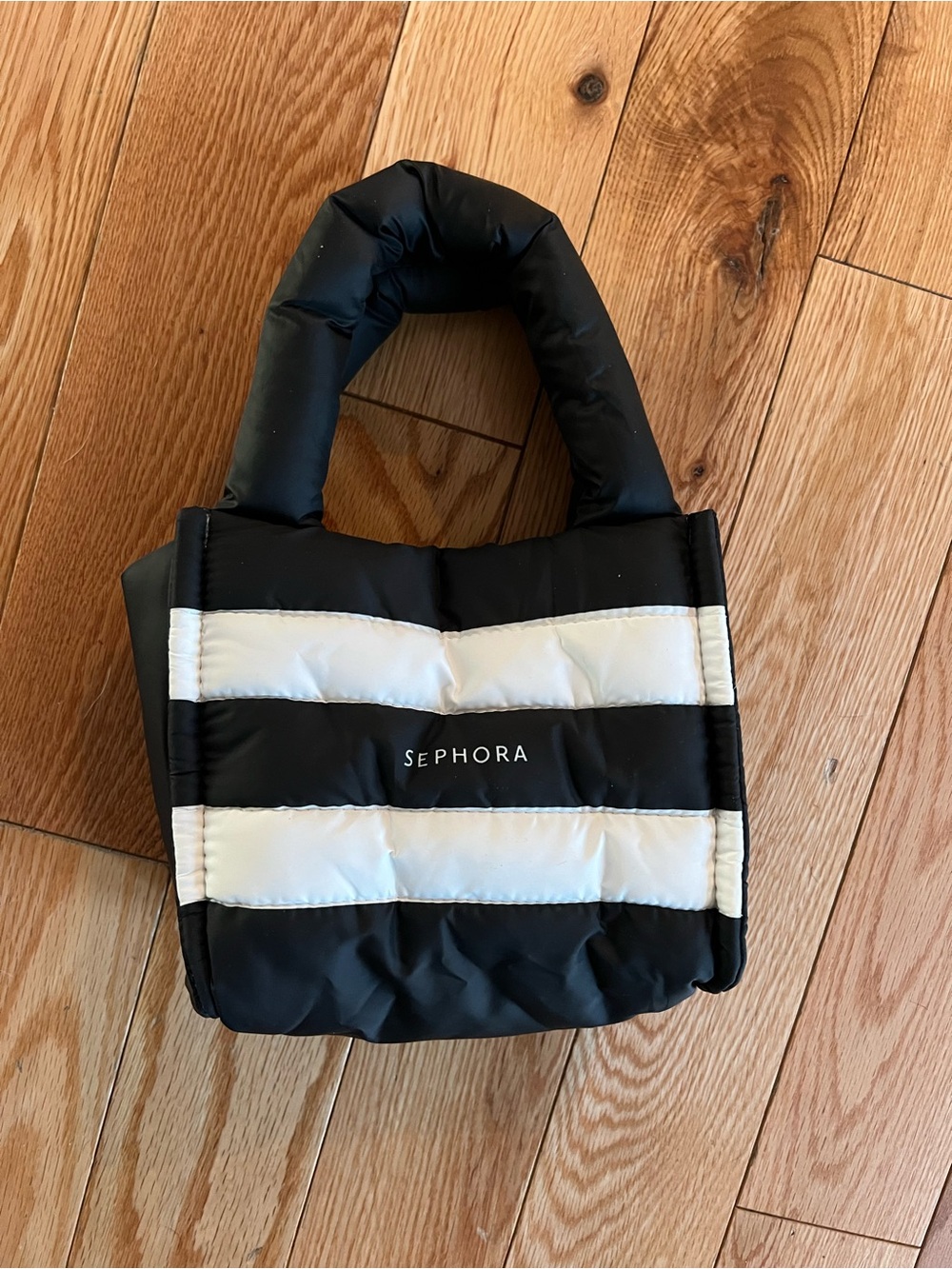 Sephora Puffy Black & White Quilted Mini Tote NEW